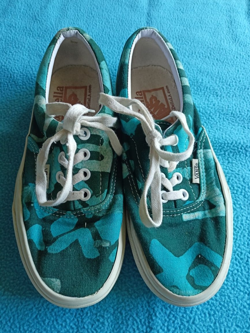 Trampeczki.  Vans