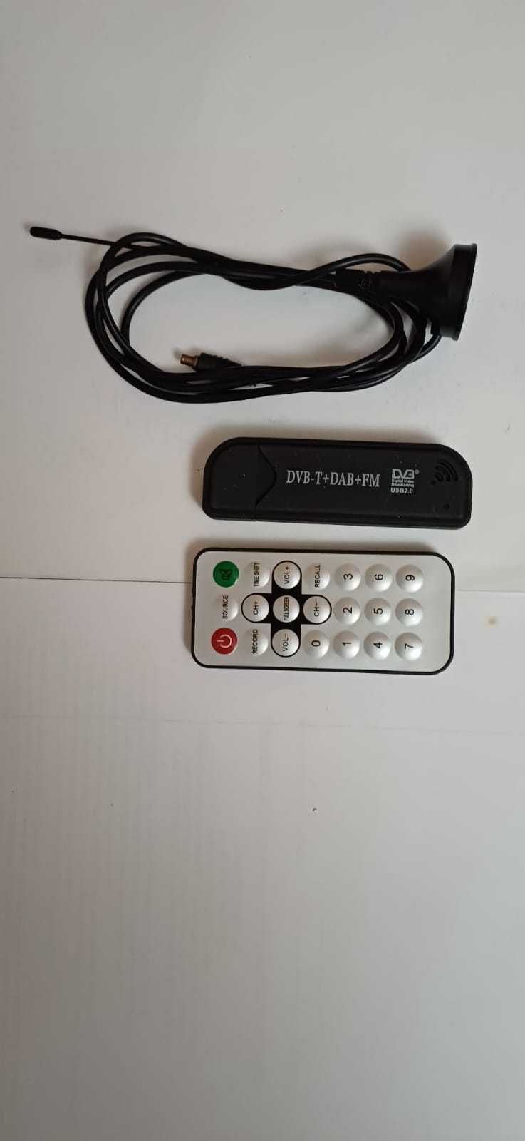Широкосмуговий приймач USB RTL2832U