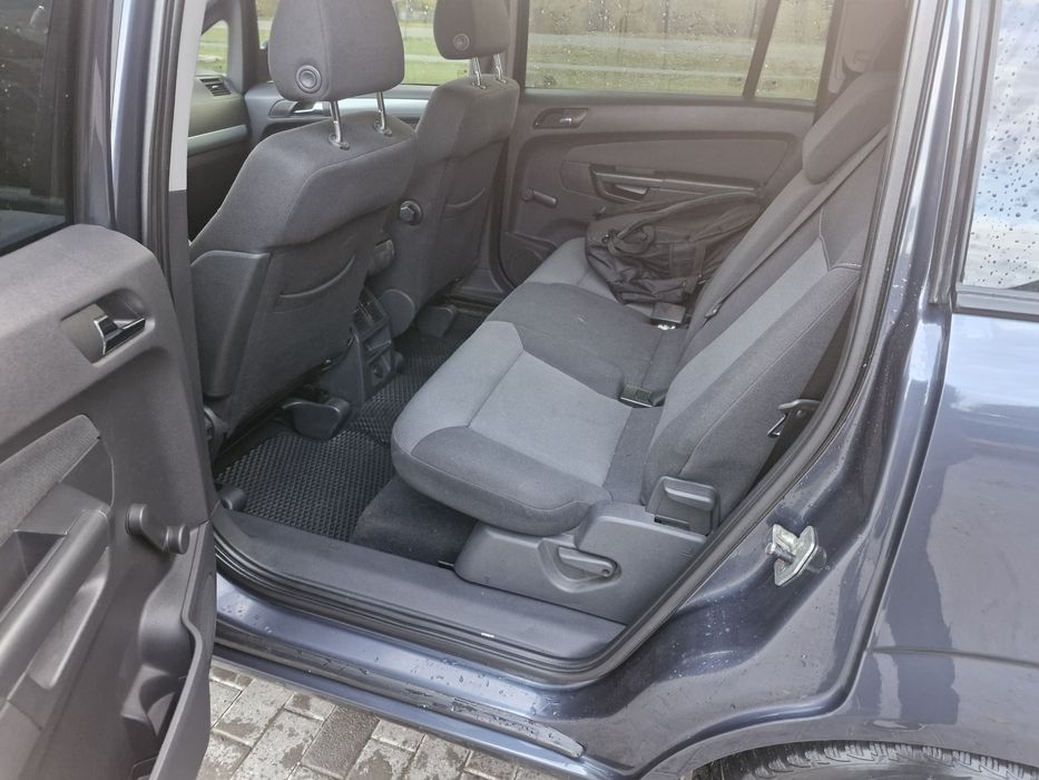 Opel Zafira 1.6 Газ-бензин