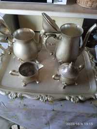 Serviço de chá e café em casquinha e porcelana