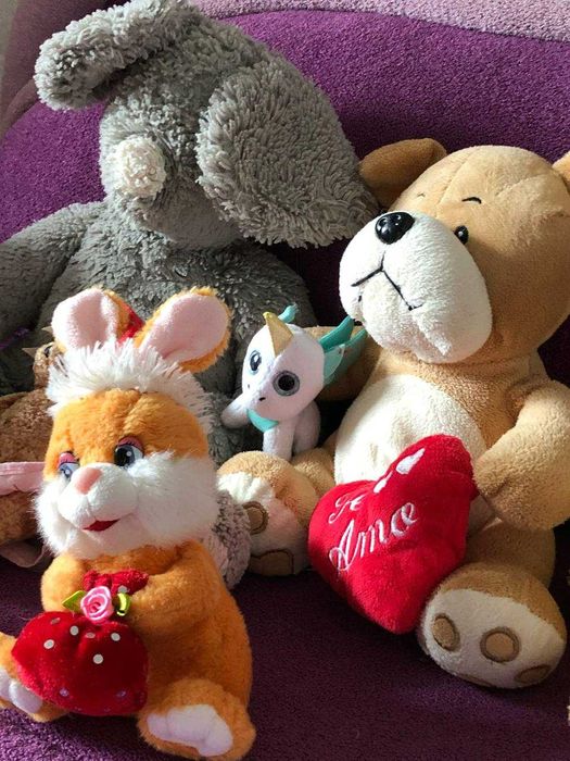 дитячі іграшки м'які