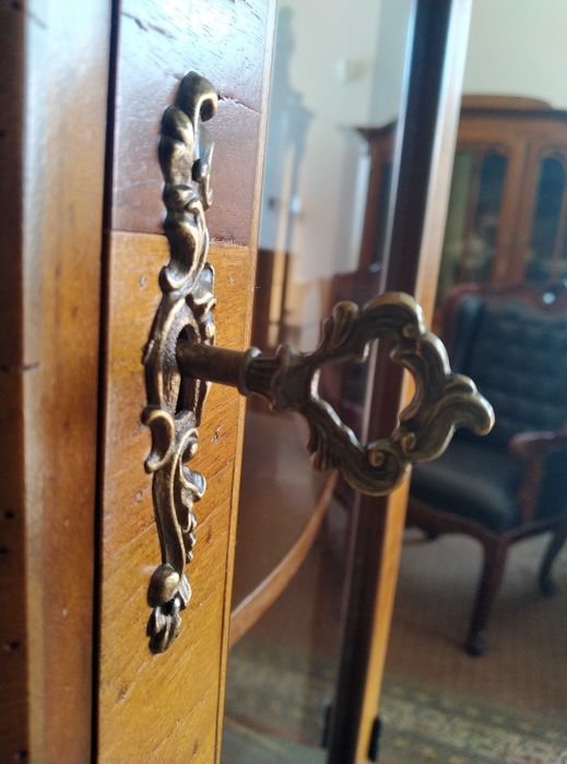 Witryna serwantka Ludwik