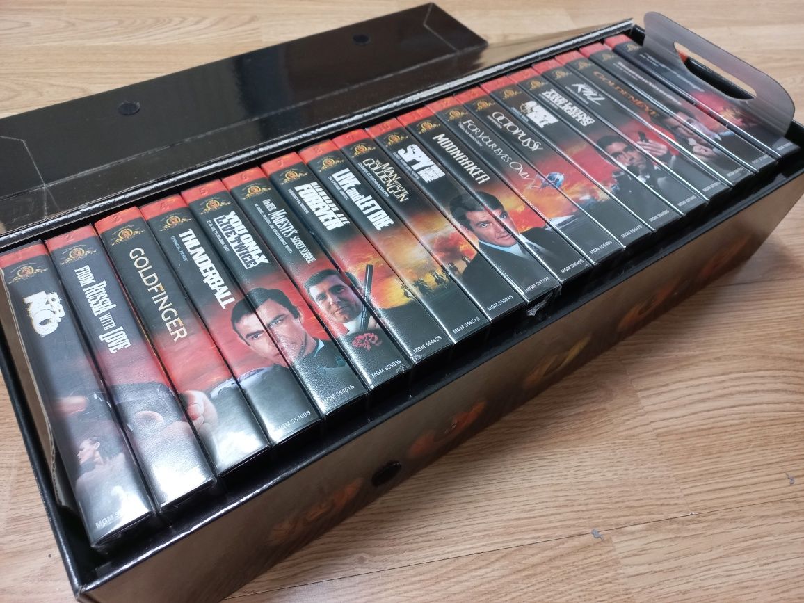 Kolekcja James Bond VHS