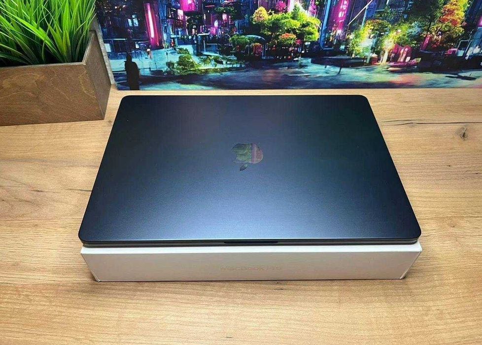 Macbook air 15 m2 midnight 256/8