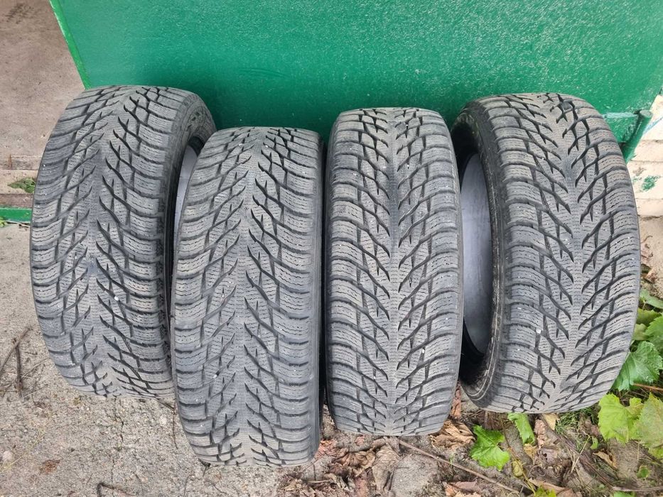 Комплект зимових шин Nokian Hakkapeliitta R3 SUV 225 55 R18