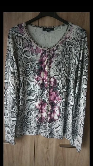 Sweterek w zwierzęcy print 44r