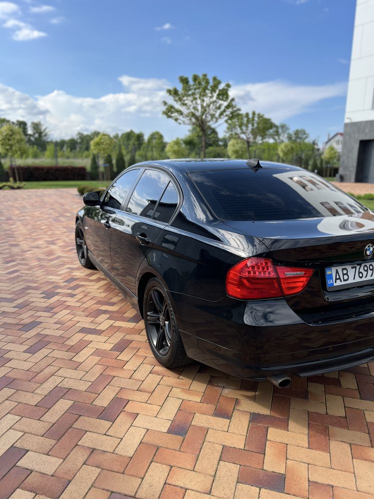 Продам БМВ Е90 рест. Мотор М47 не N. Перекупів і площ не турбувати