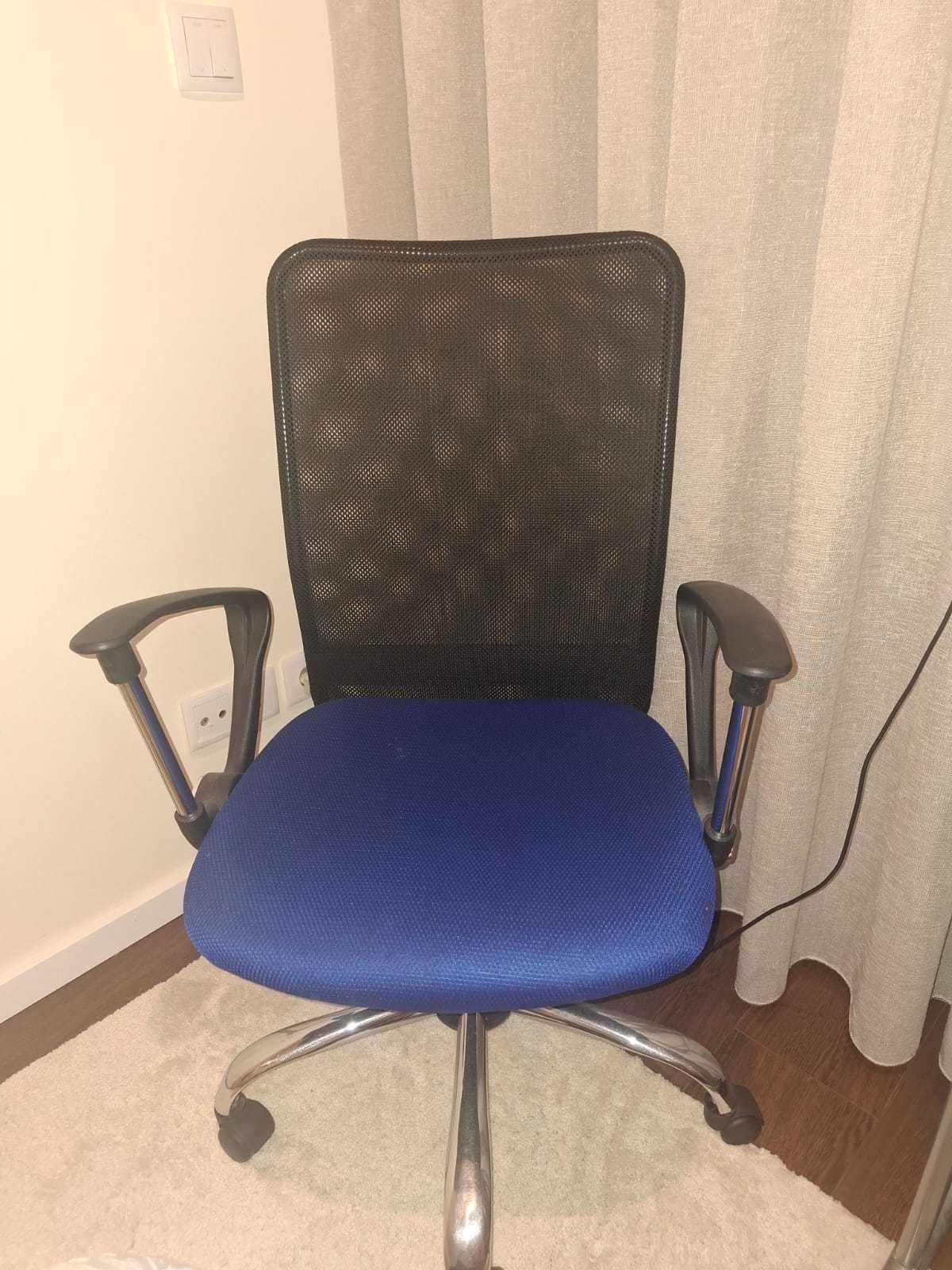 Escrivaninha e Mesa escritório