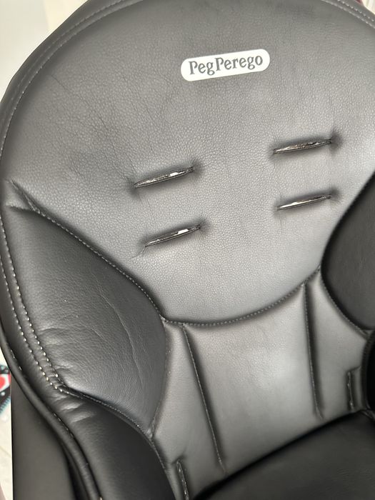 Дитячий стілець для годування Peg Perego