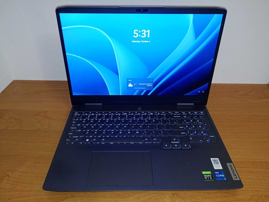 Laptop Lenovo LOQ15IRH8–RTX3050 6GB/i5-13420H/16GB DDR5/SSD NVMe 477GB
