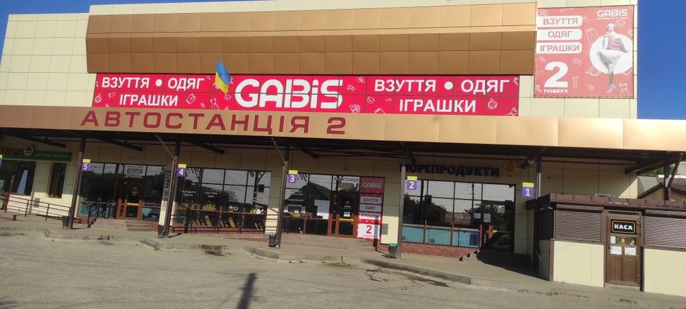 Монтаж реклами, поклейка плівки, натяжка банерів, монтаж лайтбоксів