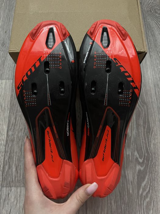 Велотуфлі / веловзуття SCOTT TRI PRO чорно-червоного кольору