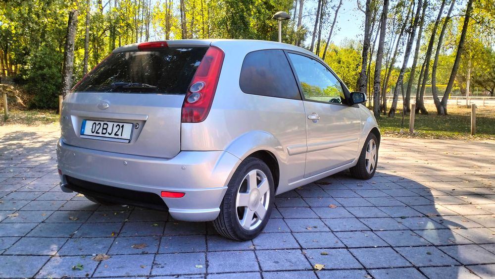 Ford Fiesta 1.4 TDCI comercial