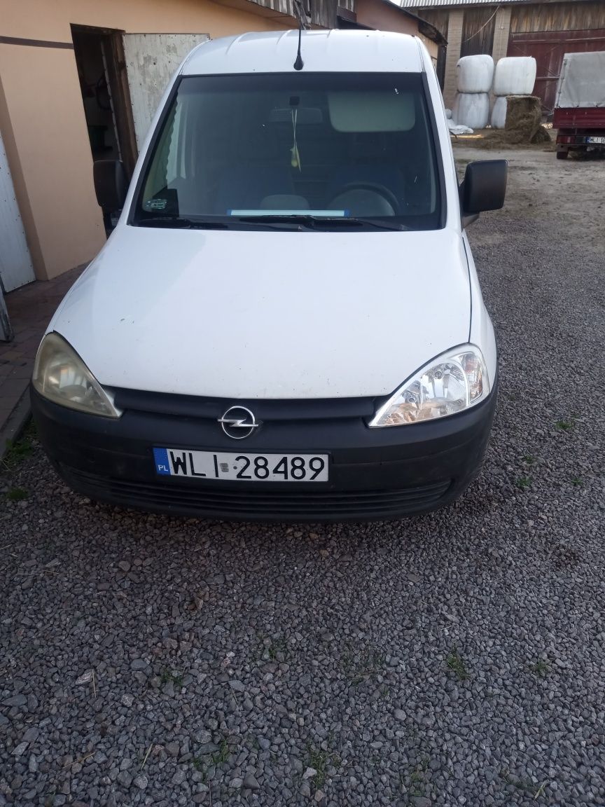 Opel combo C 1.3