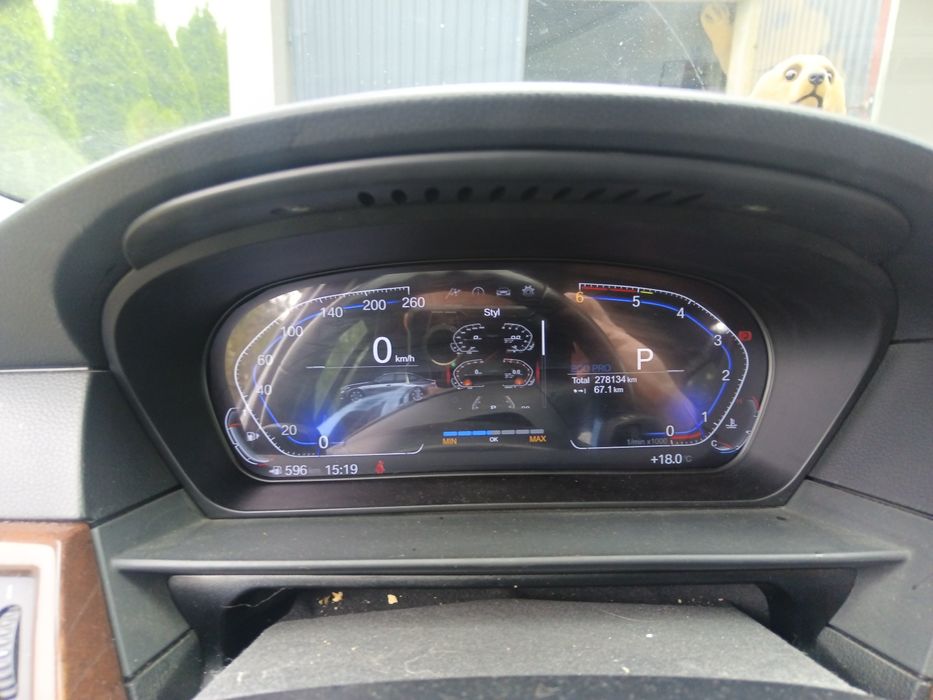 Cyfrowy licznik BMW e61