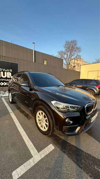 Продам BMW X1 в гарному стані