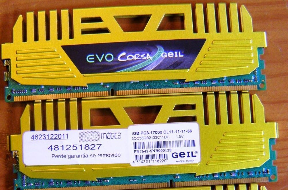 Memorias Gaming Geil EVO CORSA 16 GB ddr3 2133Mhz