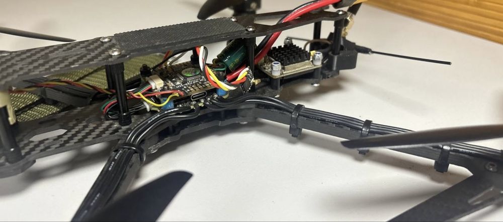 fpv 10 дюймів робочий