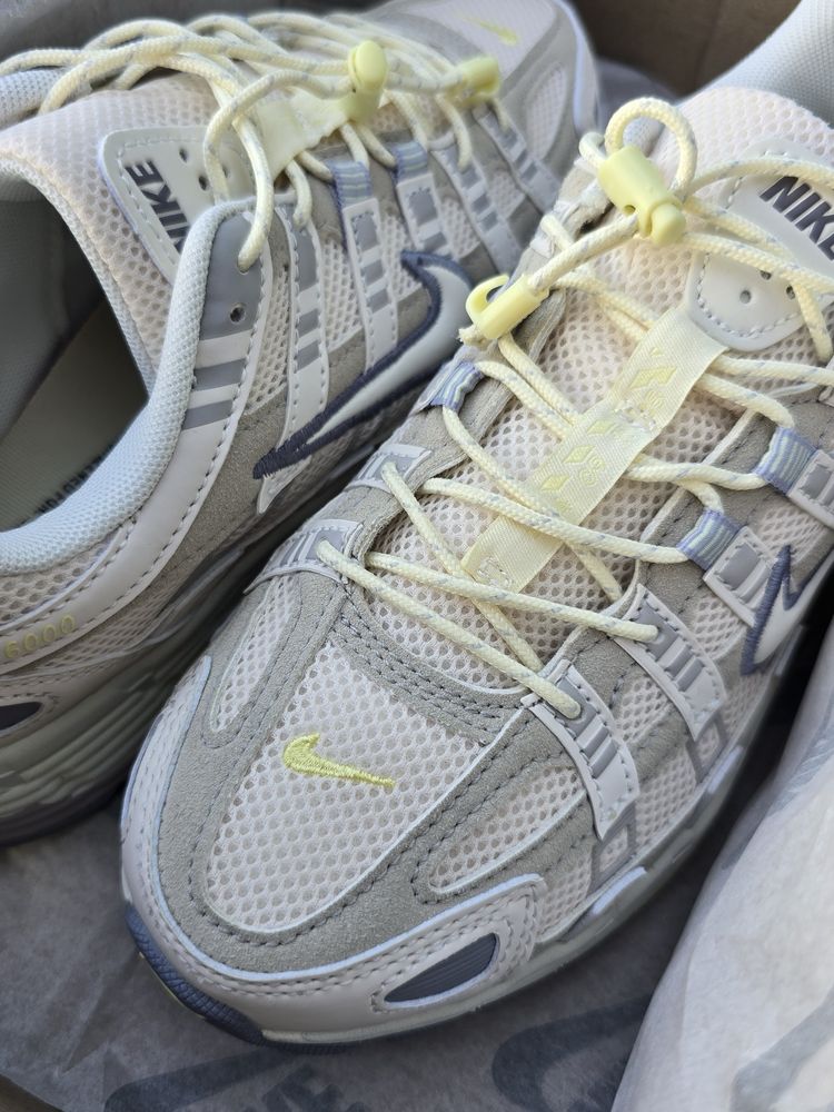 Жіночі Кросівки Nike P-6000
