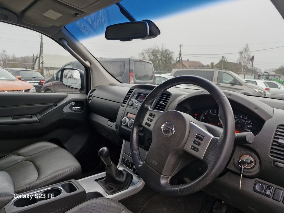 Nissan Navara 2.5 ЗСУ 2014рік