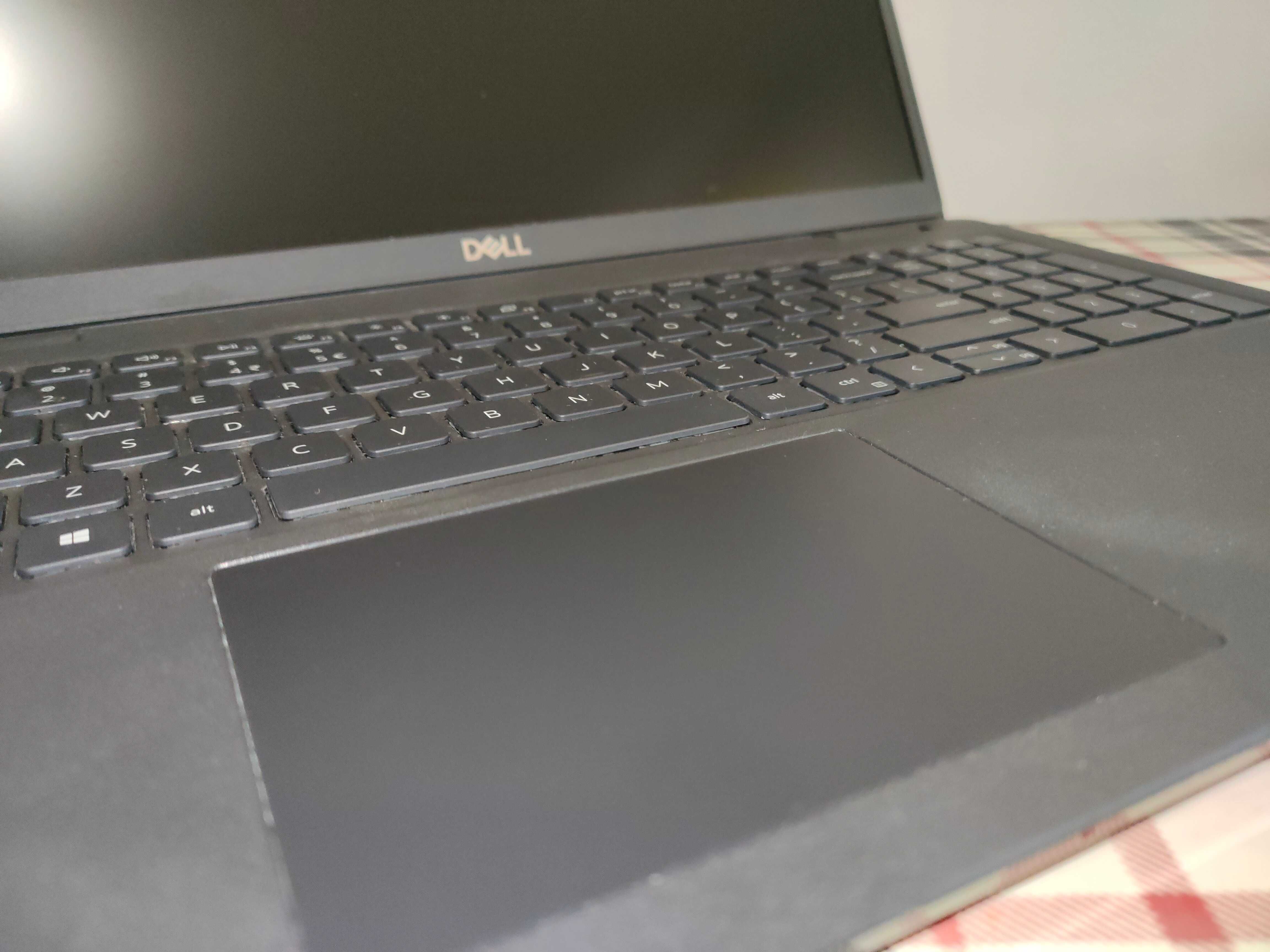 Dell Latitude 3520 | i5-1145G7 | 32GB RAM | 512GB SSD