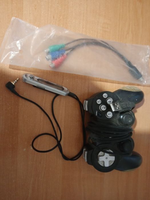 Кабеля, шлейфы к ПК