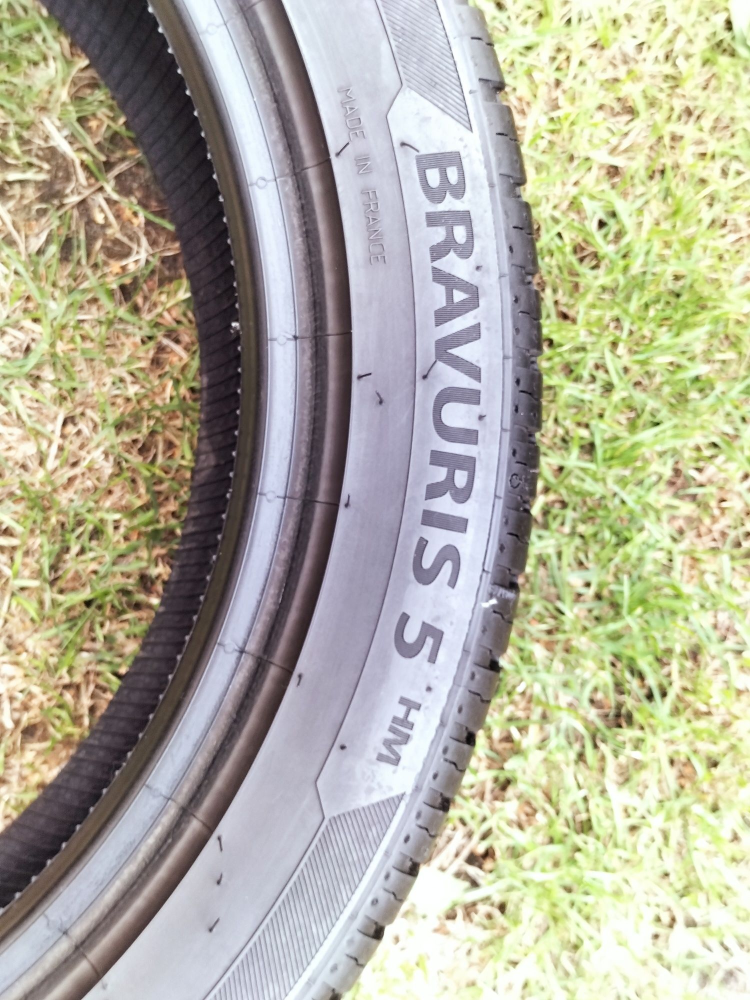 Opony letnie Barum 215/45 r17