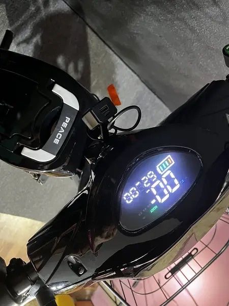 Скутер на акумуляторі для дорослих і підлітків Crosser Gamma Новый Хит