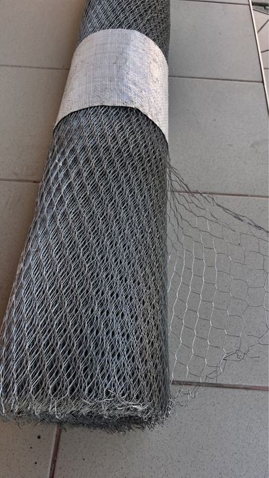 Сітка штукатурна просічна витяжна оцинкована, 4 рулони