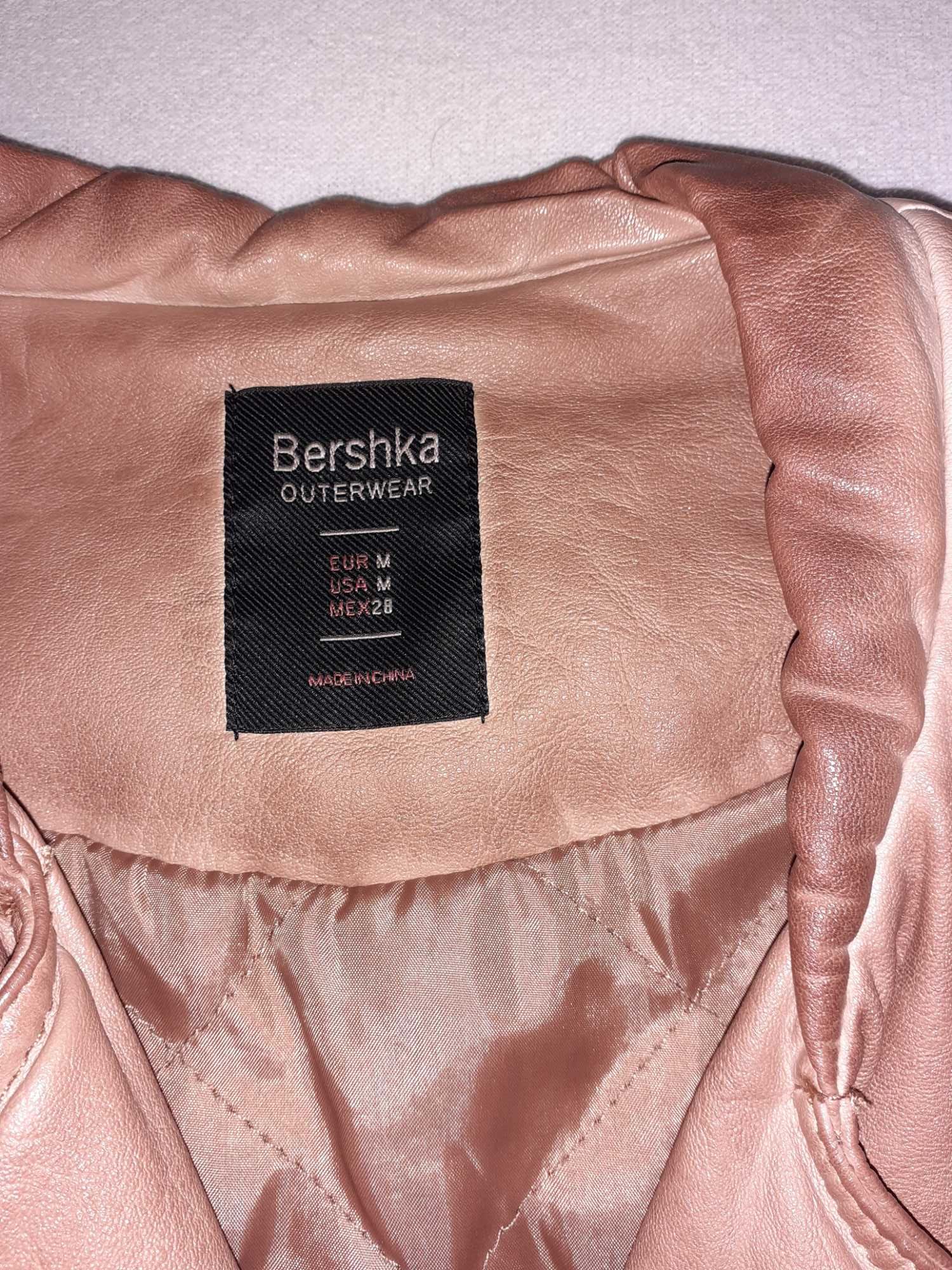 Blusão bershka tamanho M