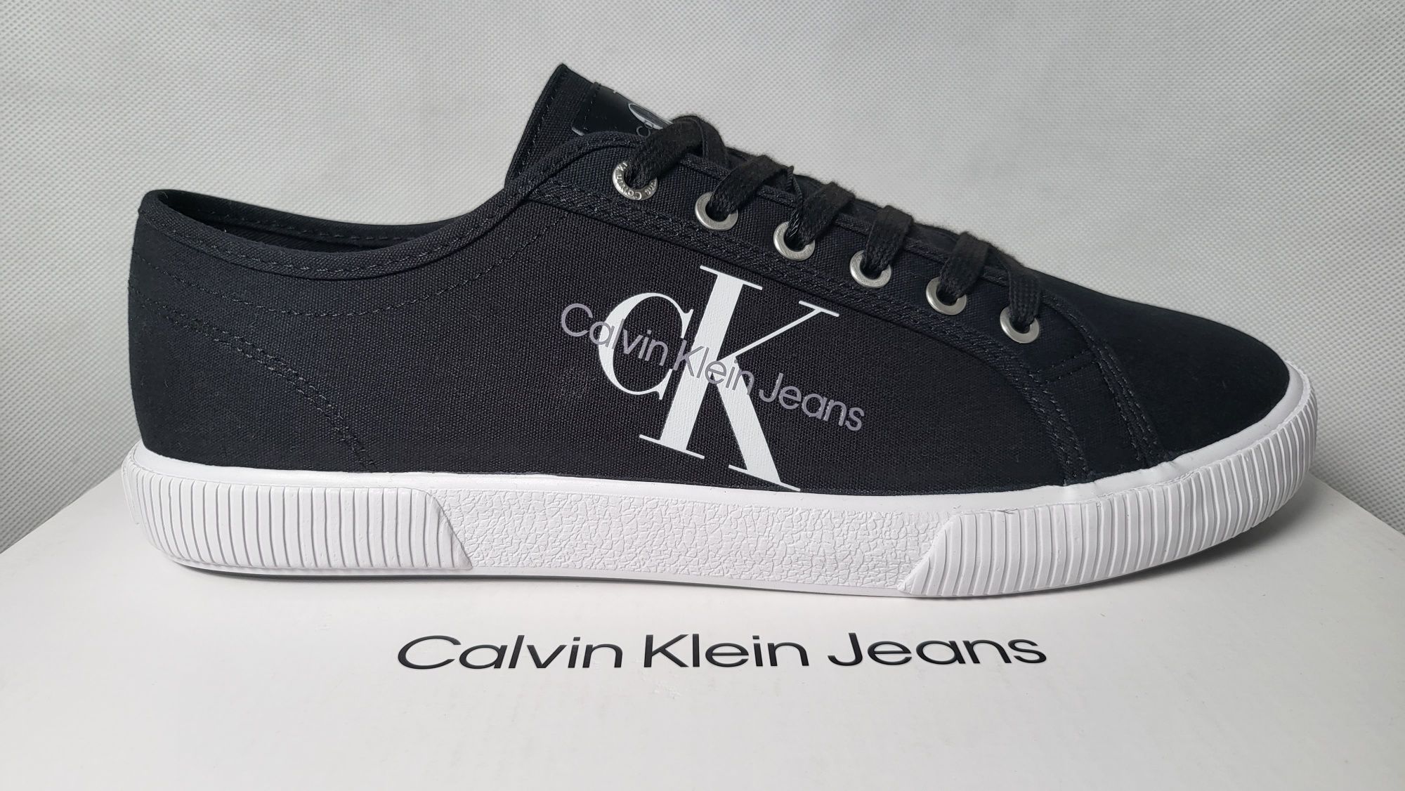 Buty Calvin Klein r 46 męskie sportowe czarne ORYGINALNE