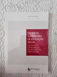 Livro Técnicos Superiores de Educação Social