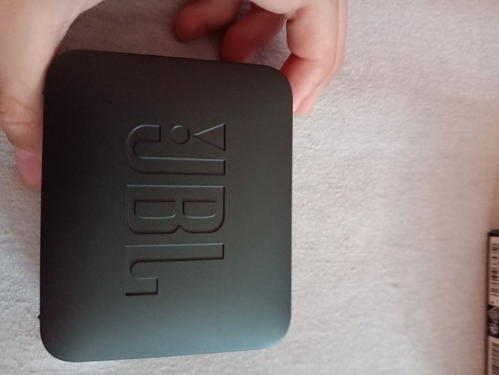 Mini głośnik JBL go essential