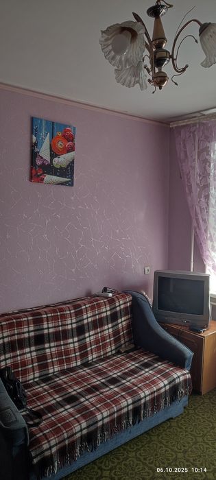 Продам 1к ж/м Приднепровск ул. Космонавтов