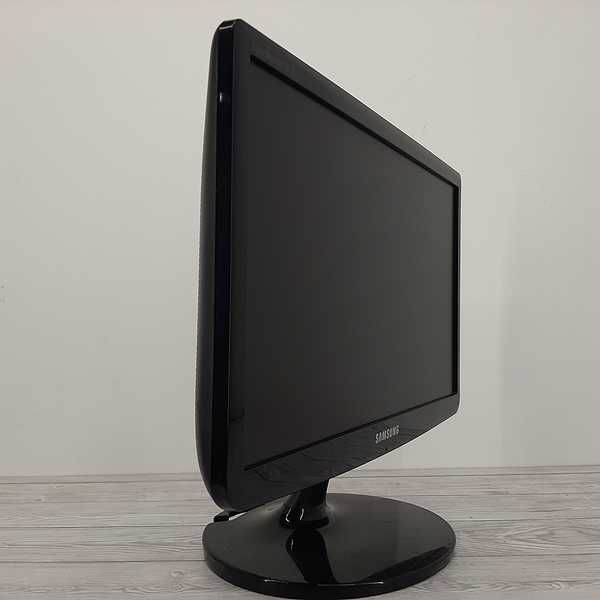 Монитор Samsung S19A10N (LS19A10NS) Glossy Black