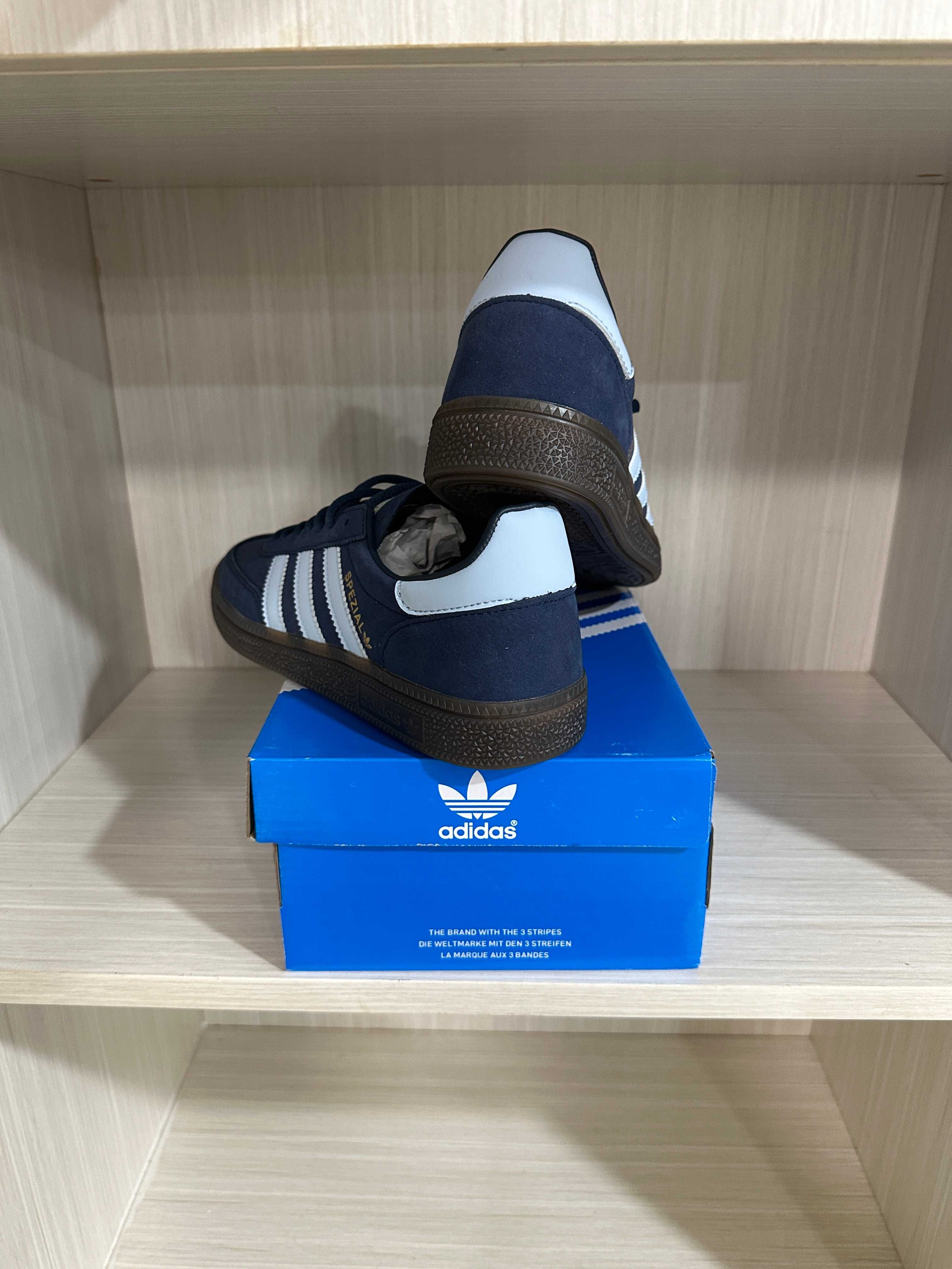 Adidas buyt damskie Handball_Spezial Navy_Gum Espadryle R.36