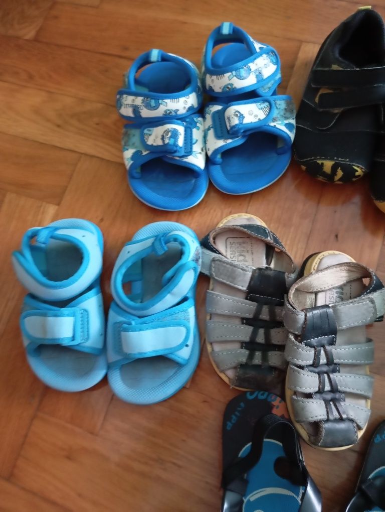 Calçado menino 9 pares
