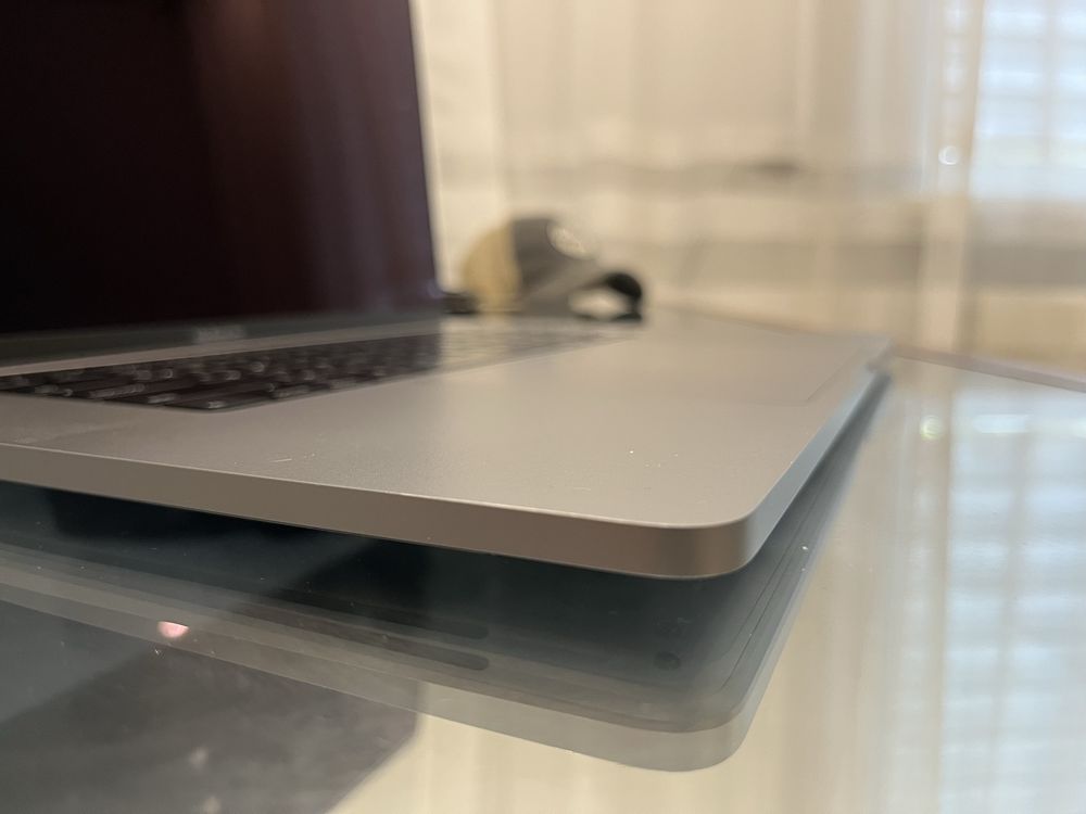 MacBook Pro 16, 2019