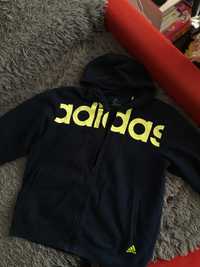 Кофта adidas в ідеалі