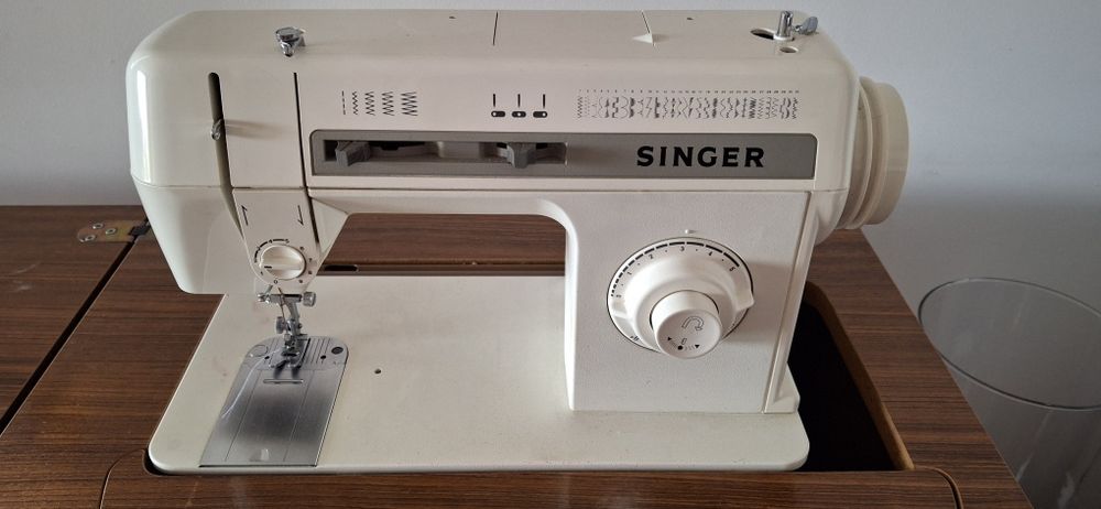 Máquina de costura SINGER