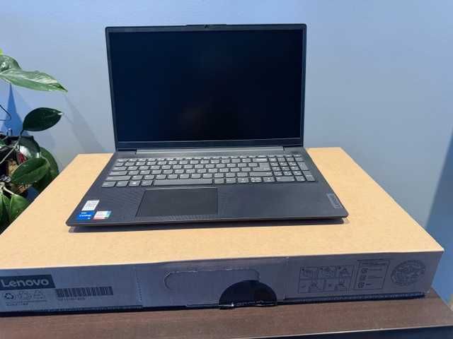 Notebook/Laptop 15,6 Lenovo V 15