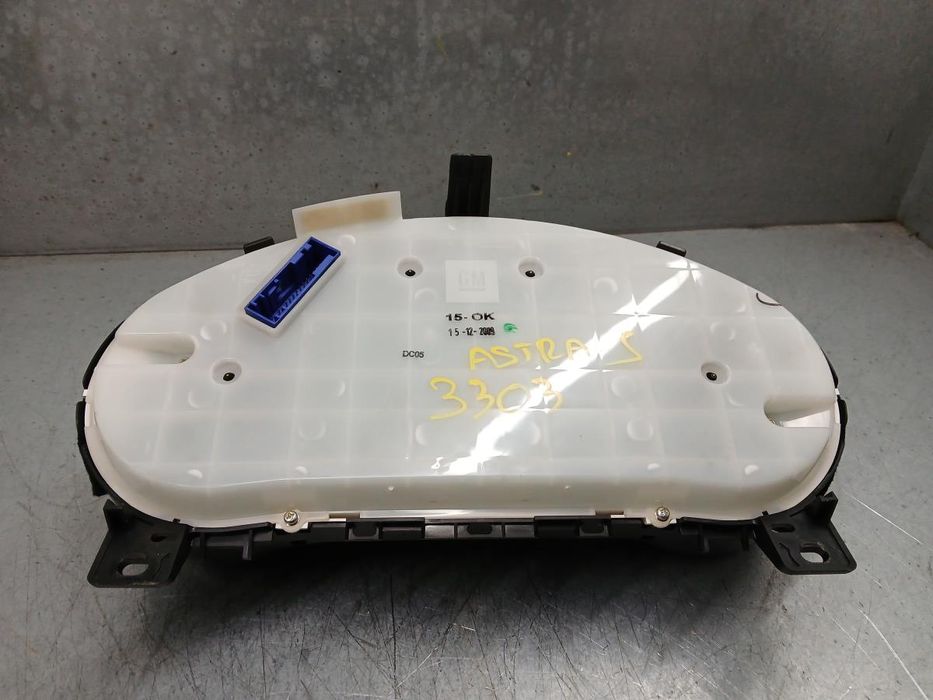 Quadrante / painel de instrumentos OPEL Astra J