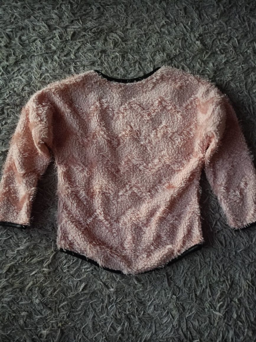 Sweter dziewczęcy