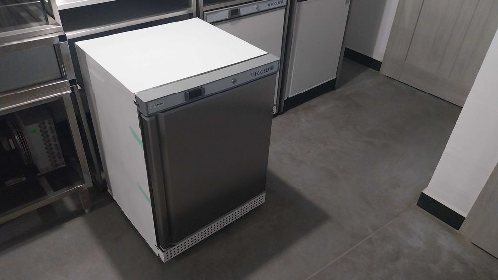 Zamrażarka podblatowa z funkcją aut. odmrażania Tefcold