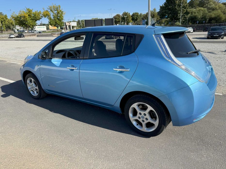 Nissan Leaf Tekna 2012 - Elétrico