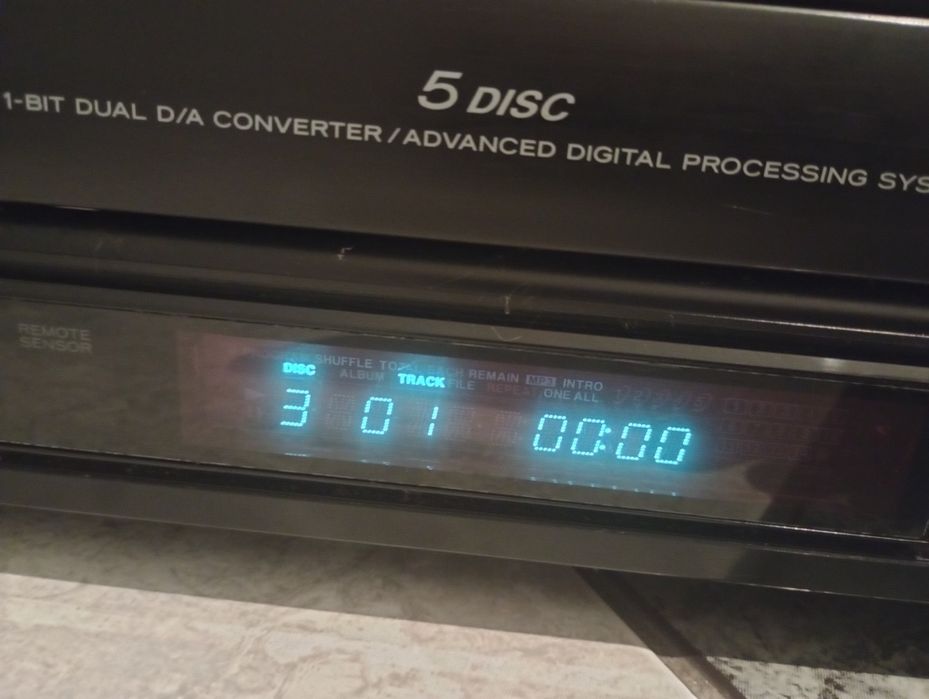 Odtwarzacz MP3 CD teac pd-d2610