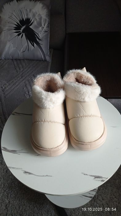 Уггі, зимові чоботи, уги