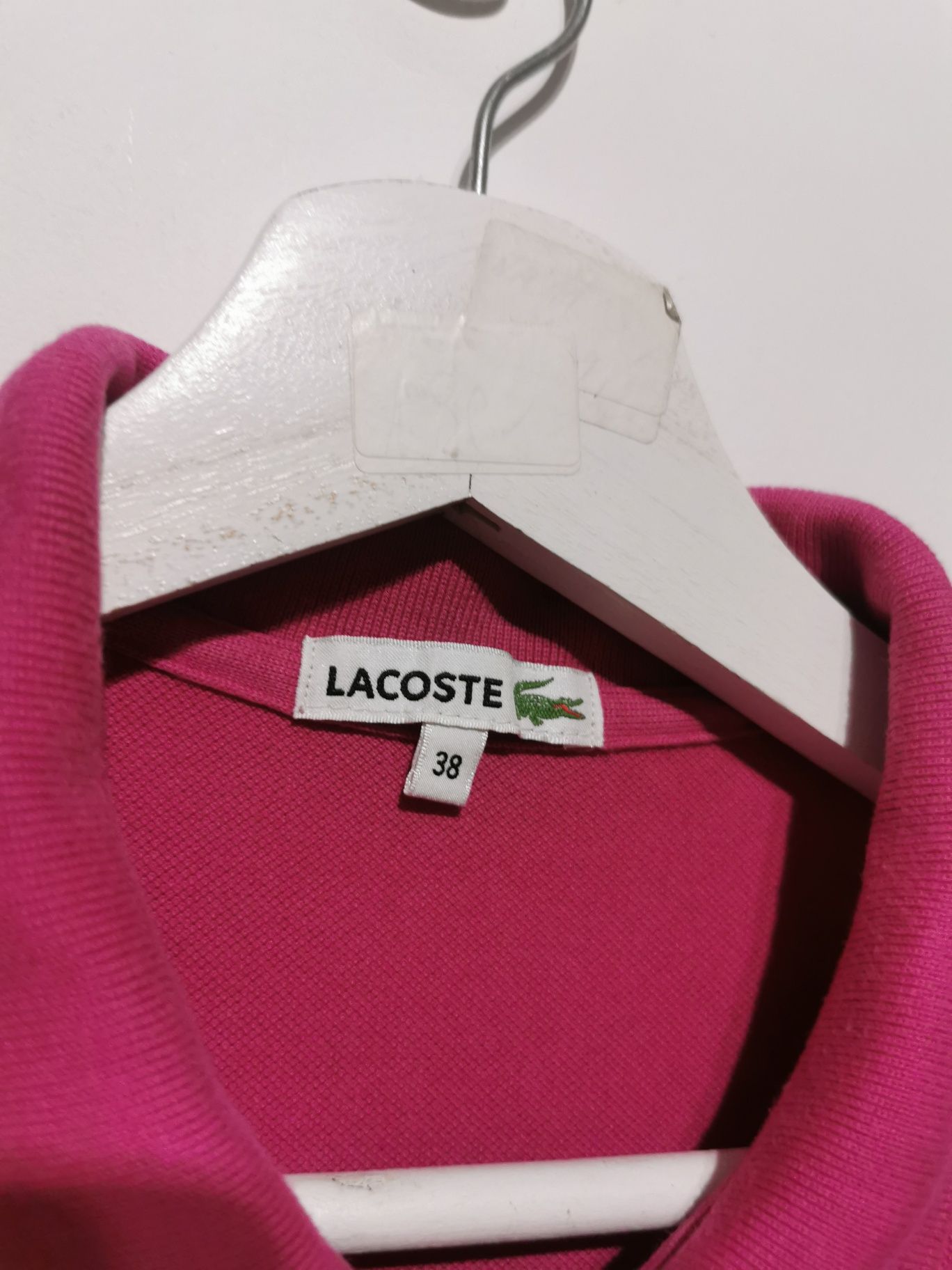 Lacoste sukienka sportowa damska krótki rękaw logowana M