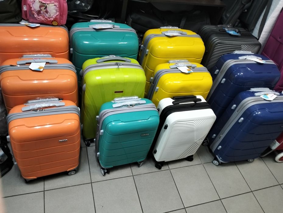 Чемодан  ручная кладь