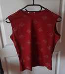 Burgundowy top w gwiazdki classy